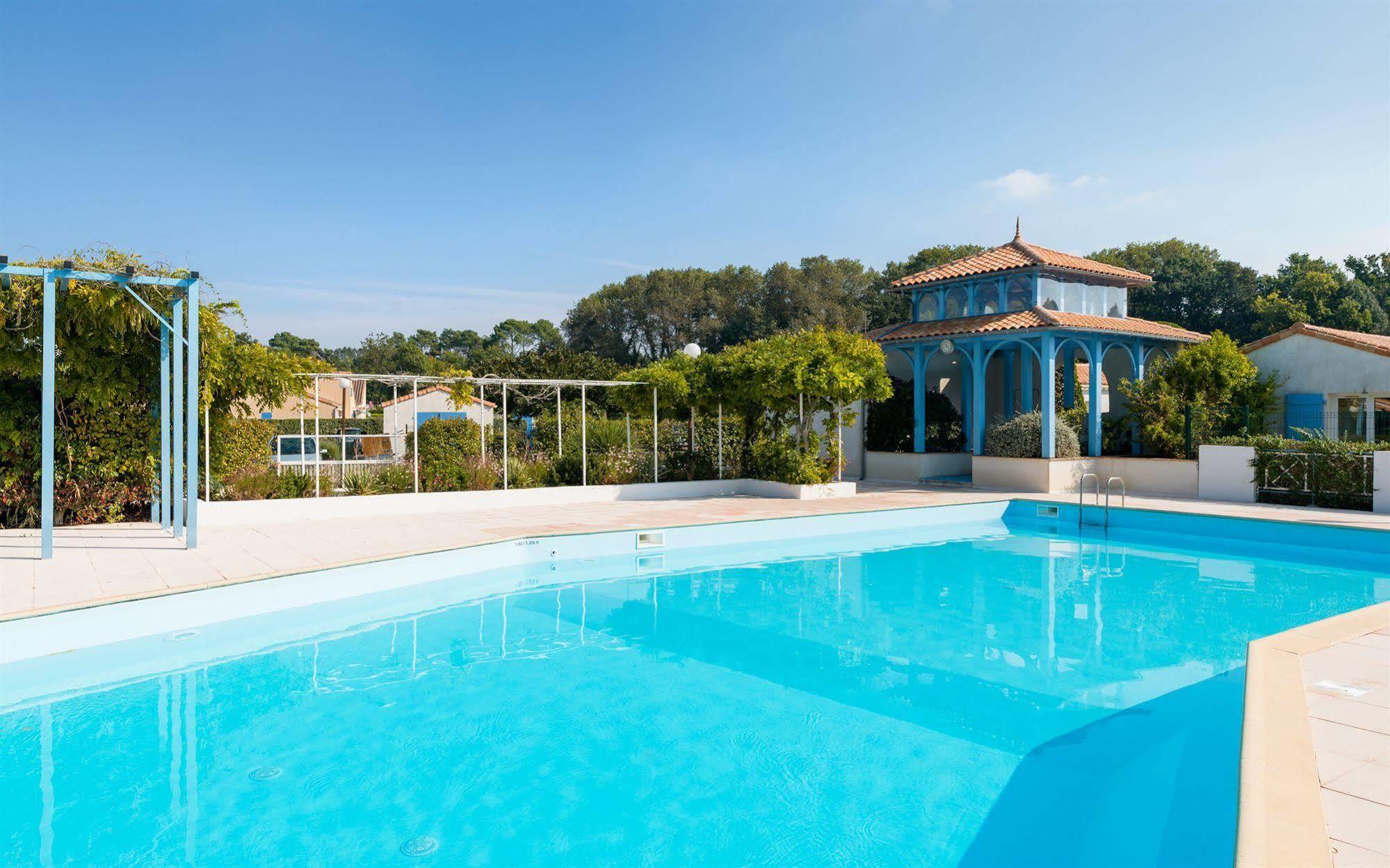 Lagrange Classic Le Clos Des Chenes Hotel Les Mathes Zewnętrze zdjęcie