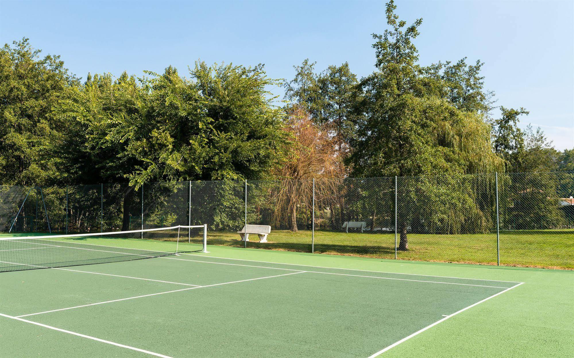 Lagrange Classic Le Clos Des Chenes Hotel Les Mathes Zewnętrze zdjęcie