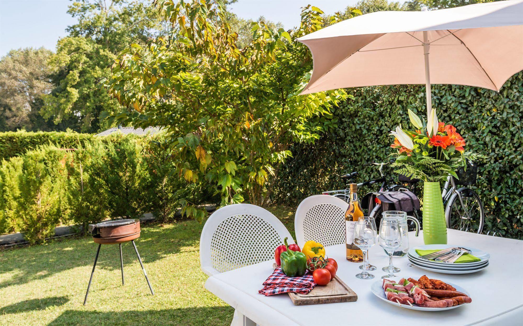 Lagrange Classic Le Clos Des Chenes Hotel Les Mathes Zewnętrze zdjęcie